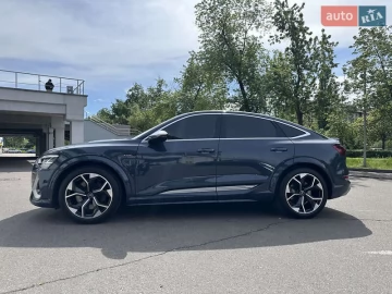Авто Audi E-Tron 2021 № 7679483