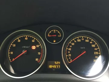 Авто Opel Zafira 2010 № 7679567