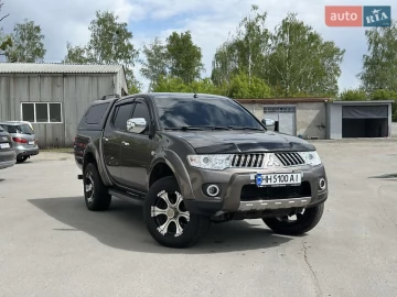 Авто Mitsubishi L 200 2012 № 7679691
