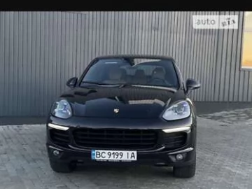Авто Porsche Cayenne 2015 № 7679744