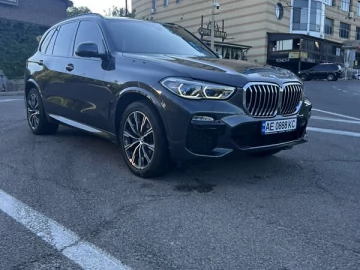 Авто BMW X5 2018 № 7679755