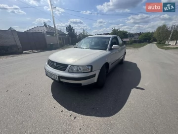 Авто Volkswagen Passat 2000 № 7679764