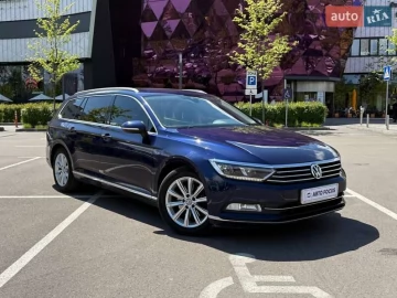 Авто Volkswagen Passat 2017 № 7680005