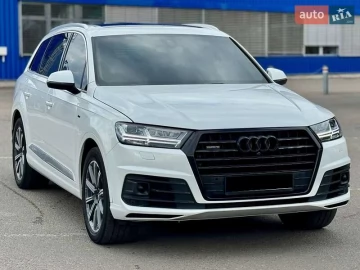 Авто Audi Q7 2016 № 7680049