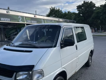 Авто Volkswagen Transporter 2000 № 7680149