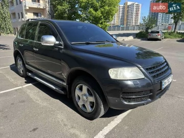 Авто Volkswagen Touareg 2004 № 7680156
