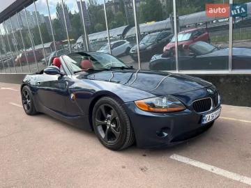 Авто BMW Z4 2004 № 7680223