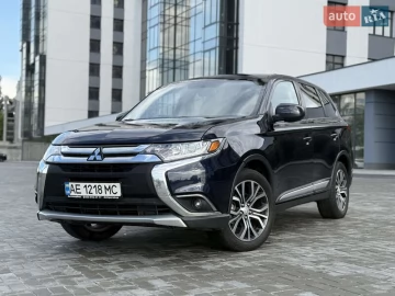 Авто Mitsubishi Outlander 2018 № 7680267