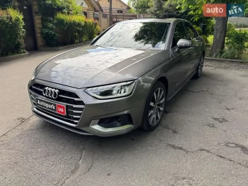Авто Audi A4 2021 № 7680347