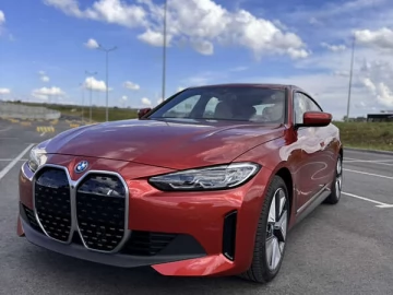 Авто BMW I4 2023 № 7680368