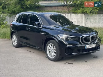 Авто BMW X5 2018 № 7680375
