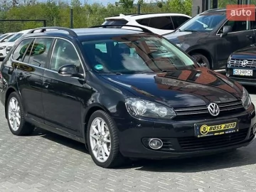 Авто Volkswagen Golf 2010 № 7680524