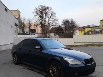 Авто BMW 5 Series 2004 № 7680580