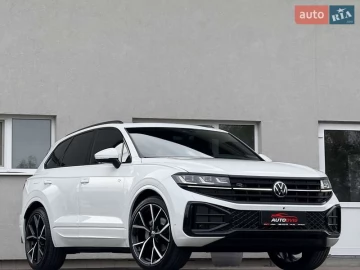 Авто Volkswagen Touareg 2023 № 7680636