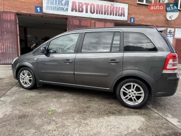 Авто Opel Zafira 2010 № 7680695