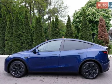 Авто Tesla Model Y 2024 № 7680774