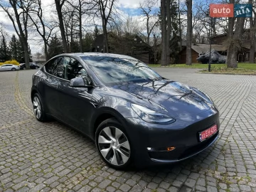 Авто Tesla Model Y 2023 № 7680842
