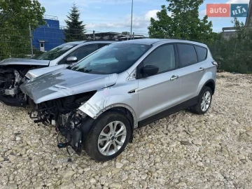 Авто Ford Escape 2016 № 7680882
