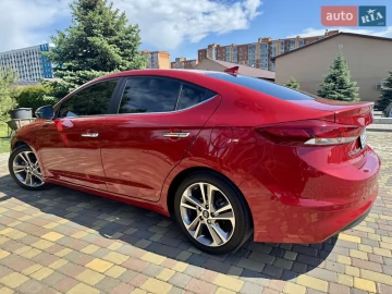 Авто Hyundai Elantra 2016 № 7680908