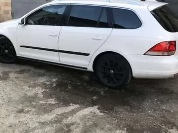 Авто Volkswagen Golf 2010 № 7681106