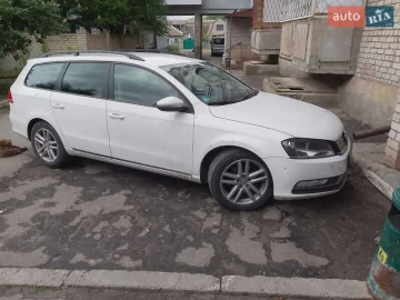 Авто Volkswagen Passat 2011 № 7681115