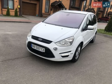 Авто Ford S-Max 2013 № 7681135