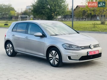 Авто Volkswagen E-Golf 2018 № 7681140