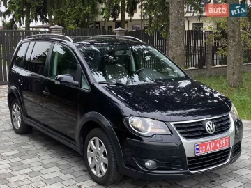 Авто Volkswagen Cross Touran 2010 № 7681436