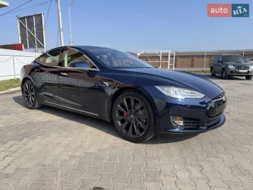 Авто Tesla Model S 2013 № 7681471