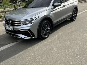 Авто Volkswagen Tiguan 2022 № 7681517