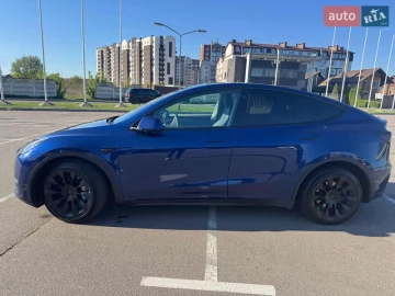 Авто Tesla Model Y 2022 № 7681520