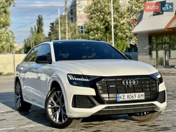 Авто Audi Q8 2020 № 7681532