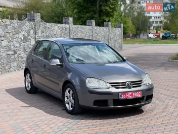 Авто Volkswagen Golf 2005 № 7681573