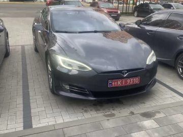 Авто Tesla Model S 2017 № 7681644