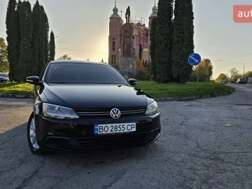 Авто Volkswagen Jetta 2012 № 7681789