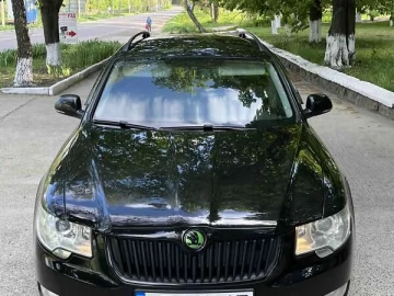 Авто Skoda Superb 2012 № 7681814