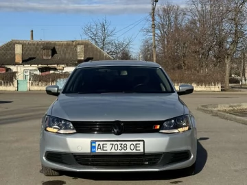 Авто Volkswagen Jetta 2012 № 7681828