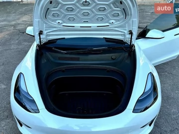 Авто Tesla Model 3 2023 № 7681892