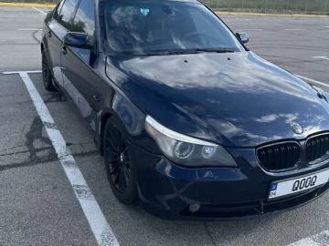 Авто BMW 5 Series 2003 № 7682052