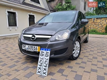 Авто Opel Zafira 2010 № 7682059