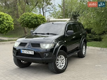Авто Mitsubishi Pajero Sport 2010 № 7682131