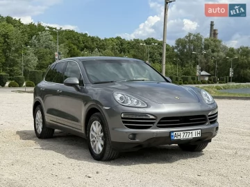 Авто Porsche Cayenne 2013 № 7682194