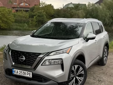 Авто Nissan Rogue 2022 № 7682198