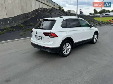 Авто Volkswagen Tiguan 2019 № 7682209