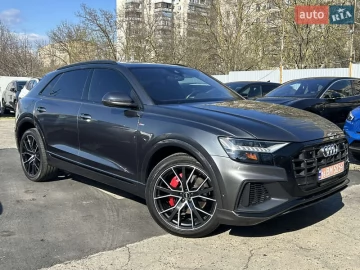 Авто Audi Q8 2020 № 7682225
