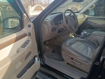 Авто Ford Explorer 2002 № 7682321