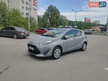Авто Toyota Aqua 2021 № 7682359
