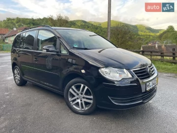 Авто Volkswagen Touran 2008 № 7682545