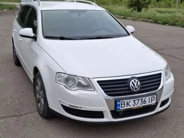Авто Volkswagen Passat 2010 № 7682554