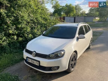 Авто Volkswagen Golf 2010 № 7682598